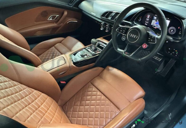 Audi R8 Grey