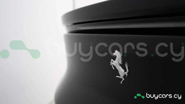 Ferrari Purosangue Черный