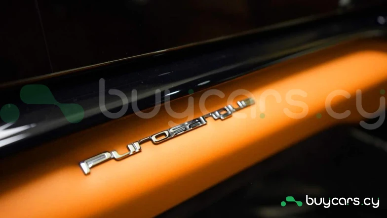 Ferrari Purosangue Черный