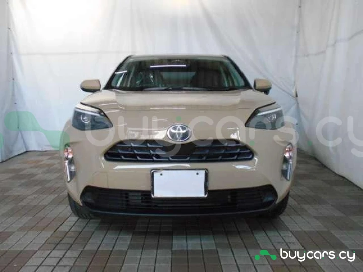 Toyota Yaris Cross Бежевый