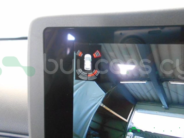 Toyota Yaris Cross Бежевый