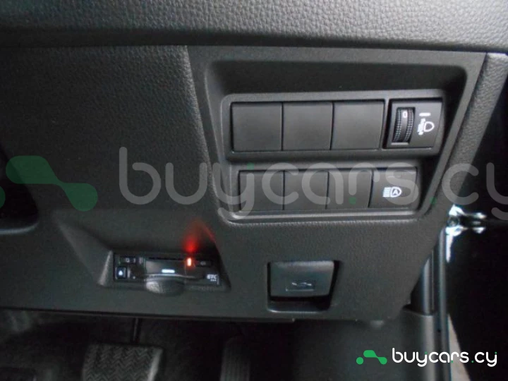 Toyota Yaris Cross Black