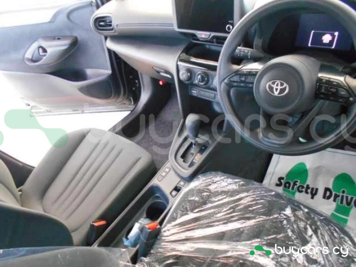 Toyota Yaris Cross Black