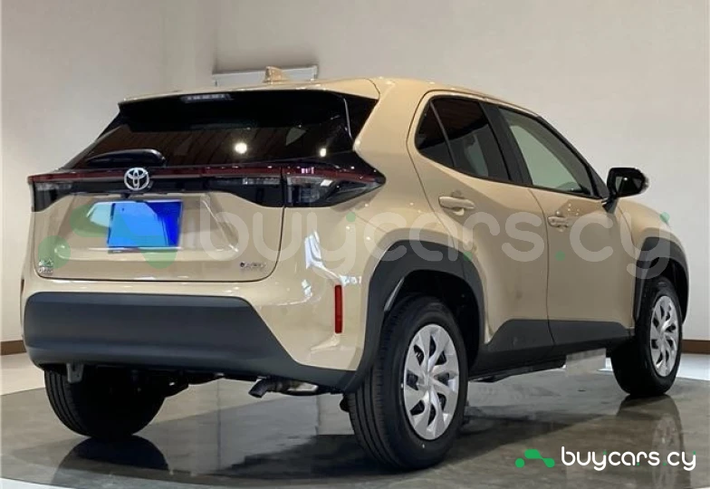Toyota Yaris Cross Beige
