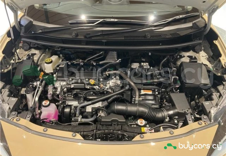 Toyota Yaris Cross Beige