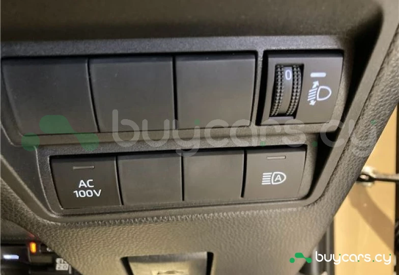 Toyota Yaris Cross Beige