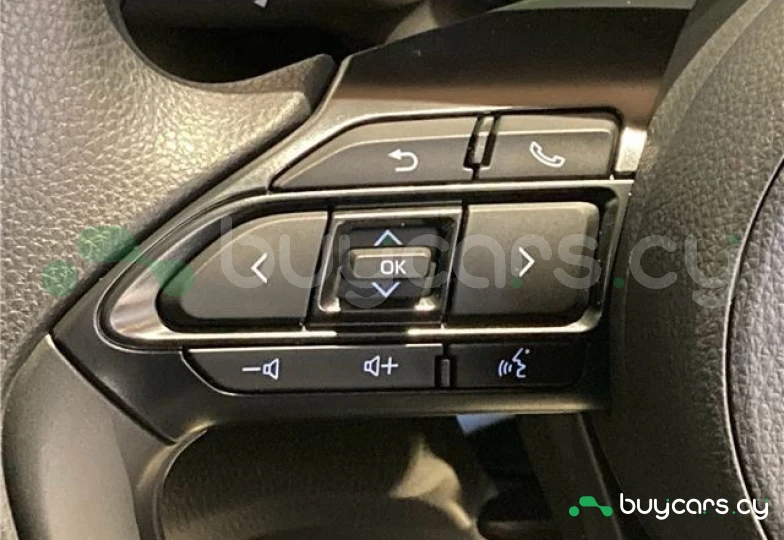 Toyota Yaris Cross Beige