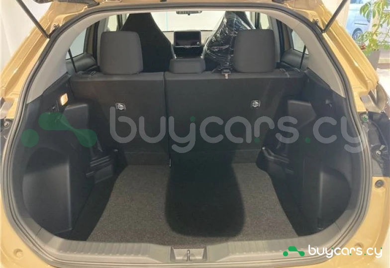 Toyota Yaris Cross Beige