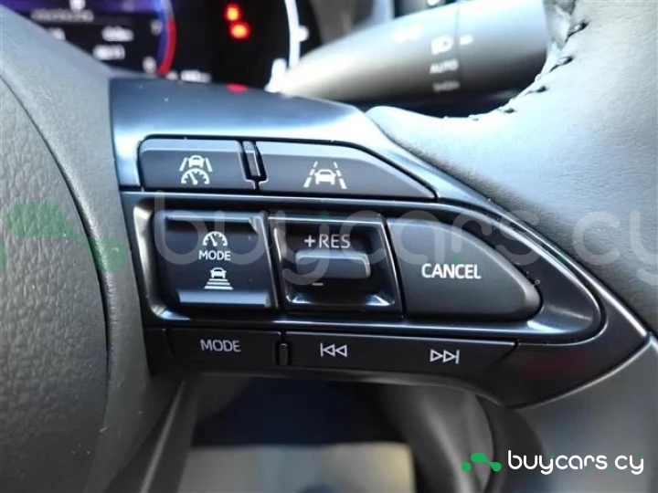 Toyota Yaris Cross Черный