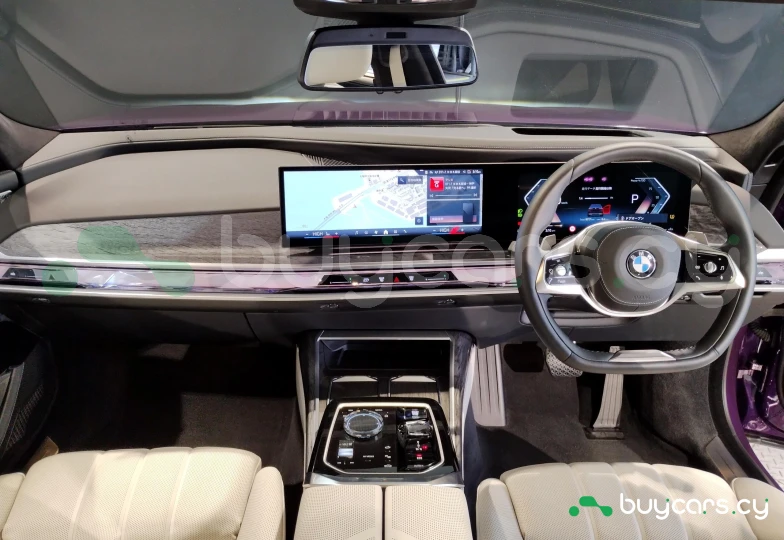 BMW 7 series Фиолетовый