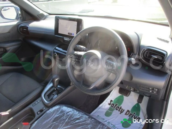 Toyota Yaris Cross White