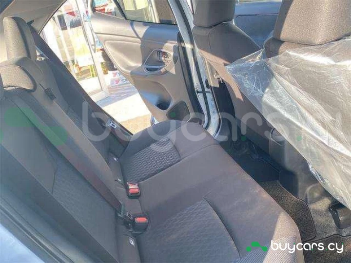 Toyota Yaris Cross Белый