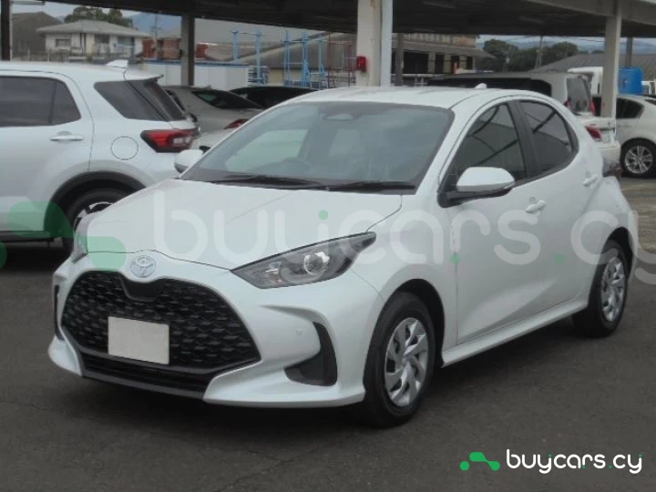 Toyota Yaris White