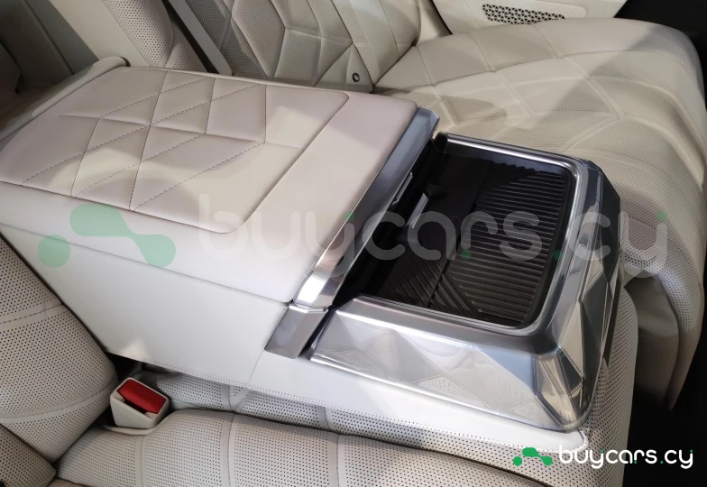 BMW 7 series Фиолетовый