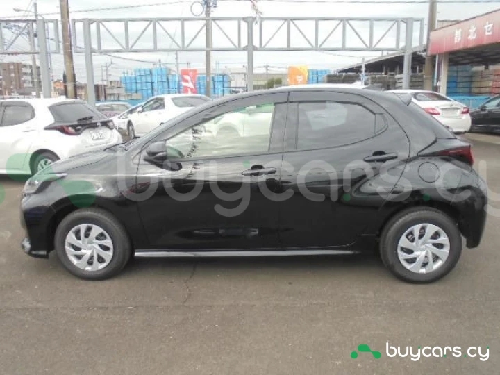 Toyota Yaris Black