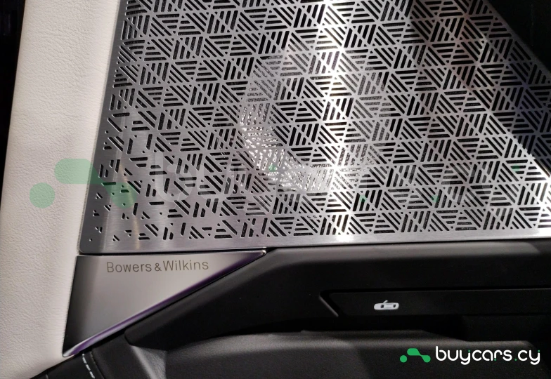 BMW 7 series Фиолетовый