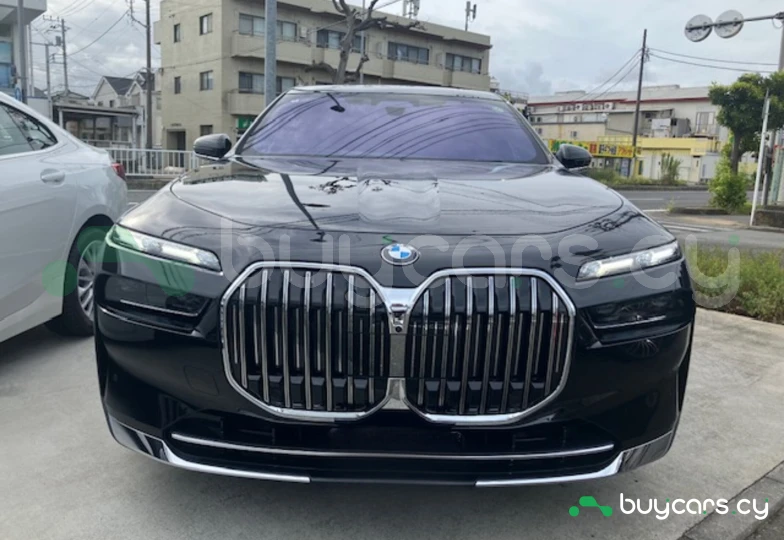 BMW 7 series Черный
