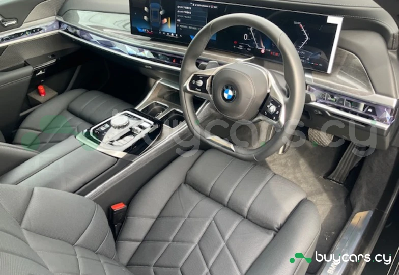 BMW 7 series Черный
