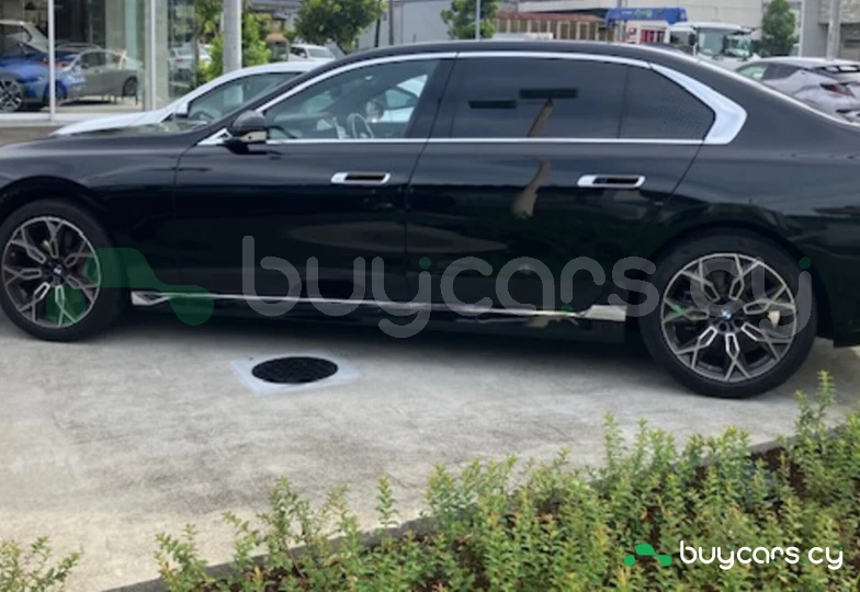 BMW 7 series Черный