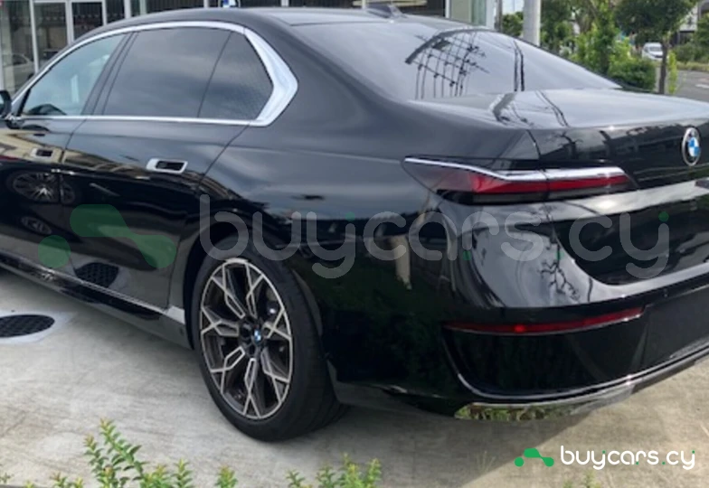 BMW 7 series Черный