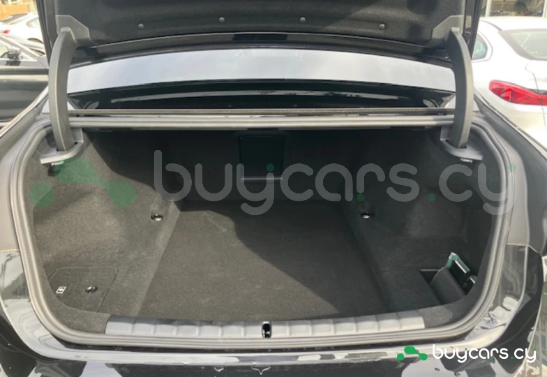 BMW 7 series Черный