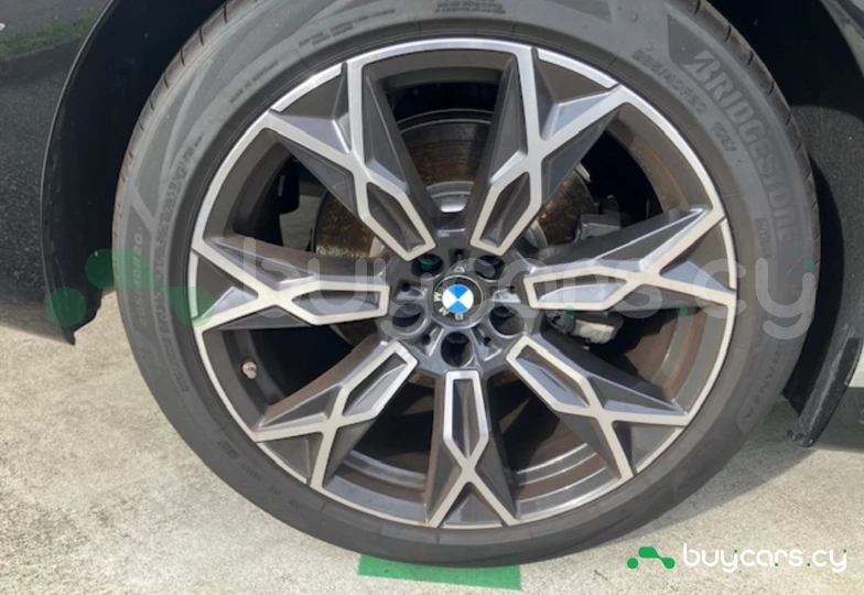 BMW 7 series Черный