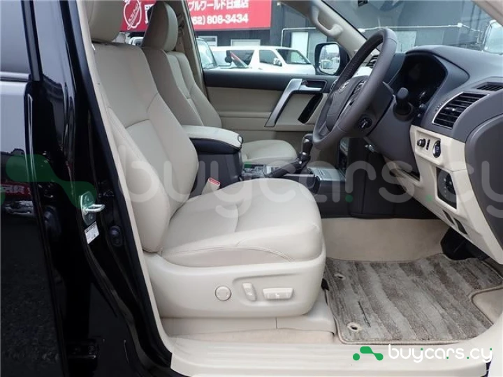 Toyota Land Cruiser Prado Black