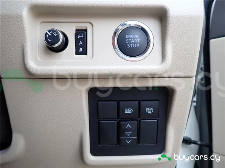 Toyota Land Cruiser Prado Black