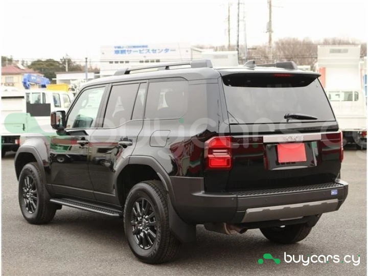 Toyota Land Cruiser 250 Black