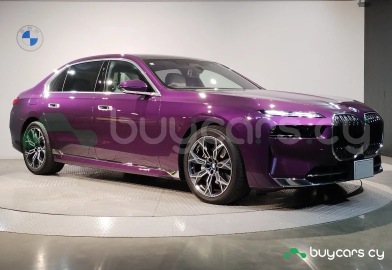 BMW 7 series Фиолетовый