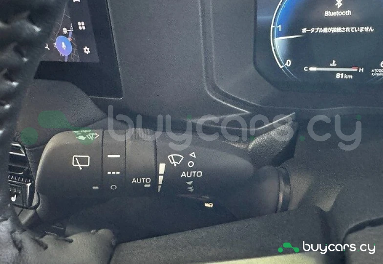 Toyota Land Cruiser 250 Белый