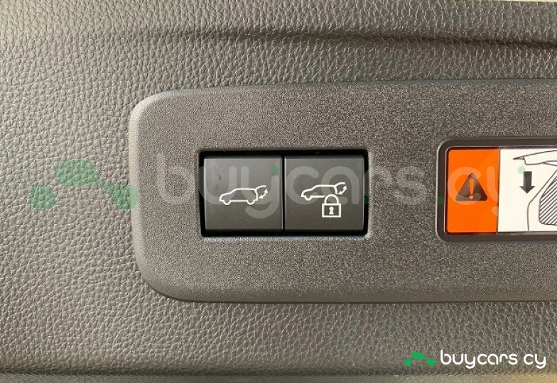 Toyota Land Cruiser 250 Белый