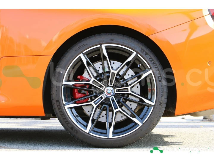 BMW M2 Оранжевый