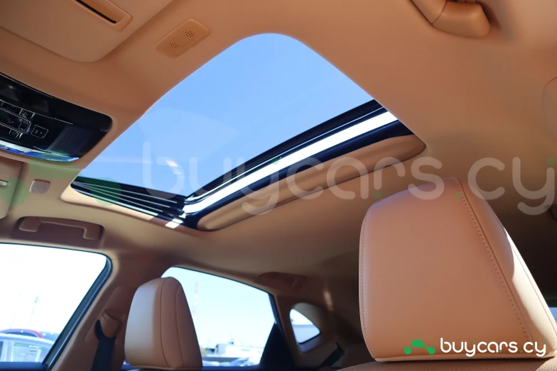 Lexus NX Зеленый