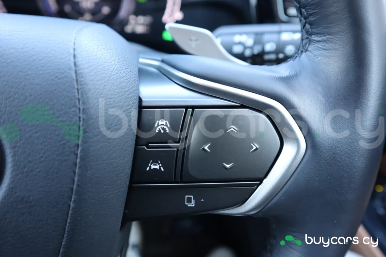 Lexus NX Зеленый