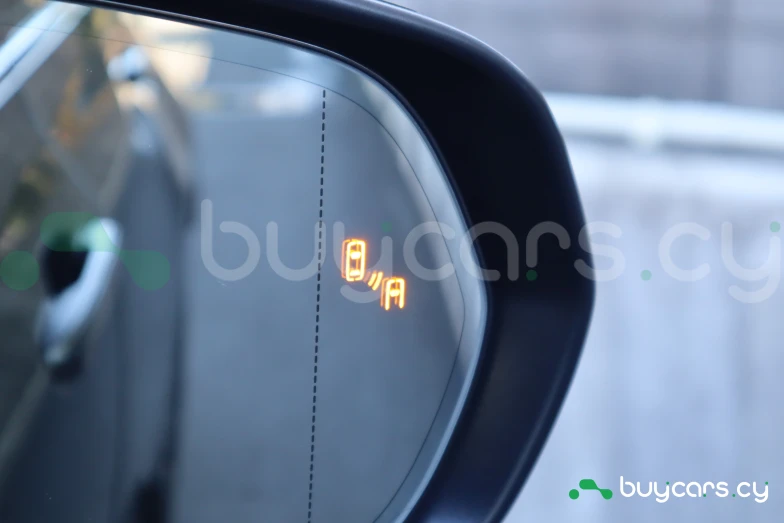 Lexus NX Зеленый