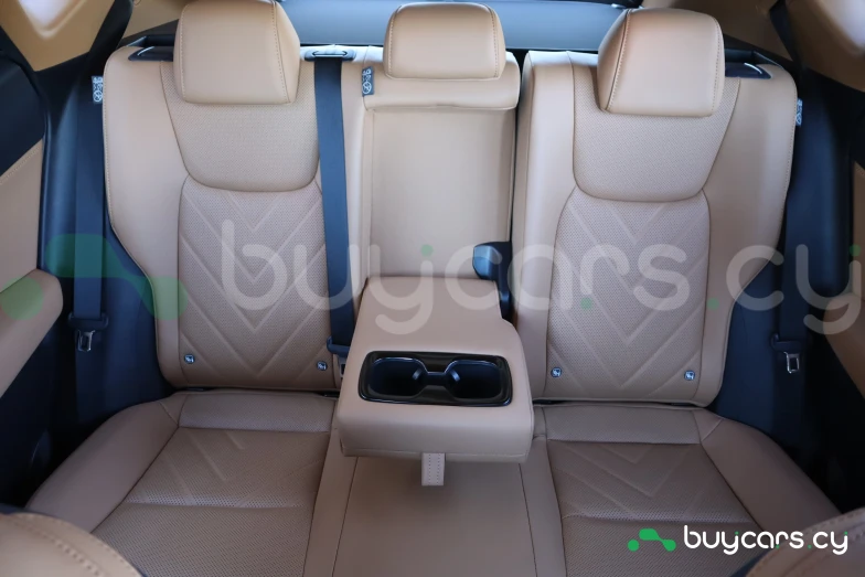 Lexus NX Зеленый