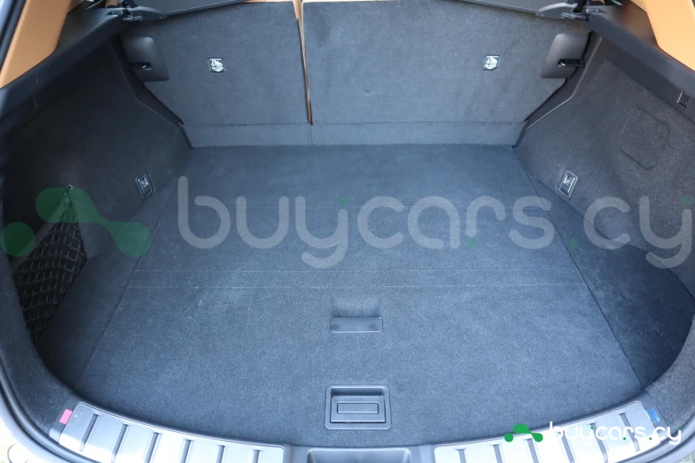 Lexus NX Зеленый