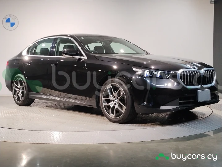 BMW 5 series Черный