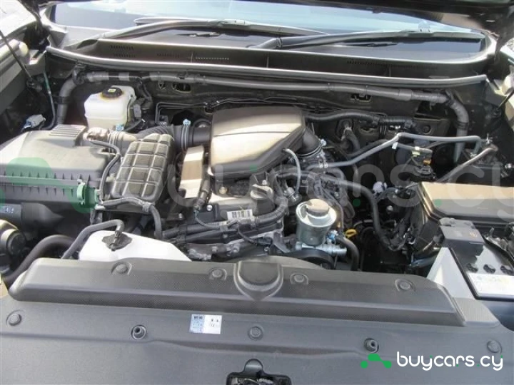 Toyota Land Cruiser Prado Черный