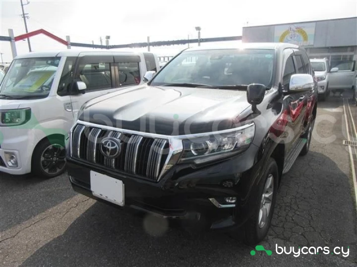 Toyota Land Cruiser Prado Черный