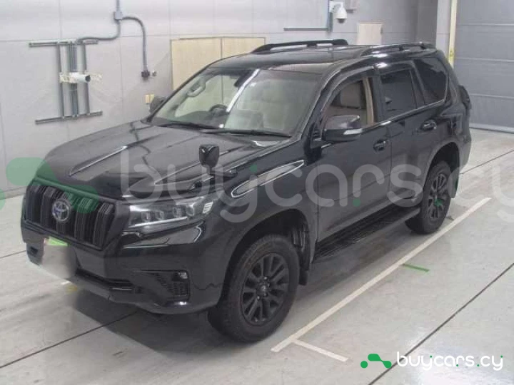 Toyota Land Cruiser Prado Черный