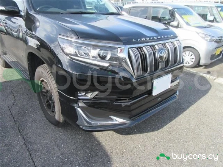 Toyota Land Cruiser Prado Черный
