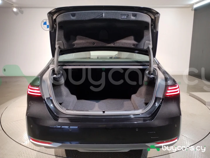 BMW 5 series Черный