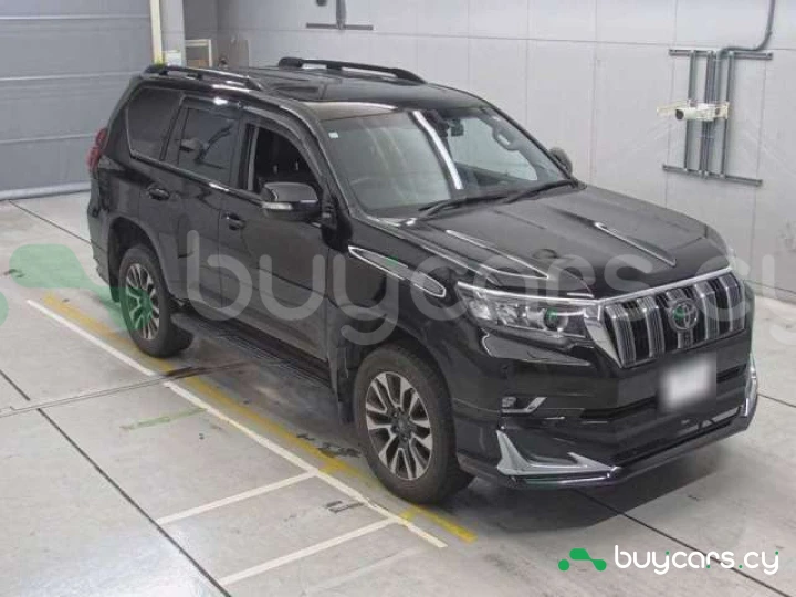 Toyota Land Cruiser Prado Черный