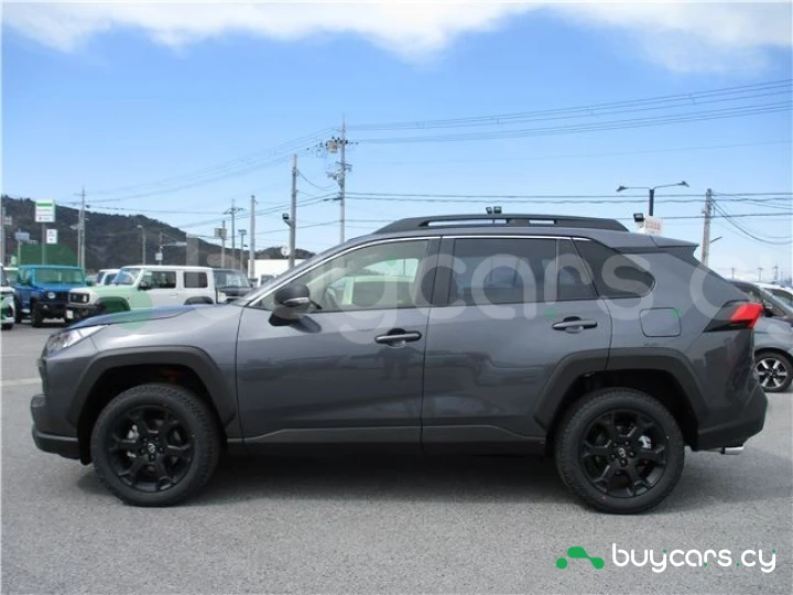 Toyota RAV4 Черный