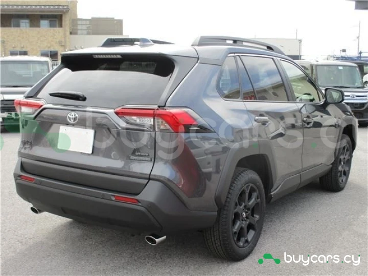 Toyota RAV4 Черный