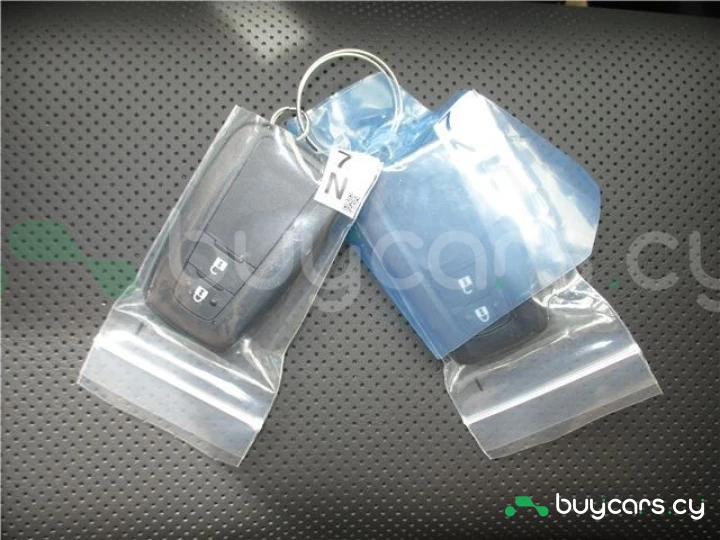 Toyota RAV4 Черный