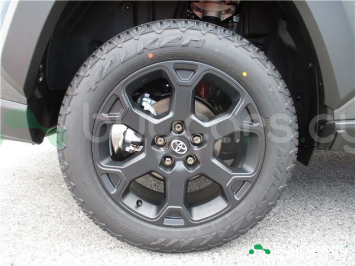 Toyota RAV4 Черный