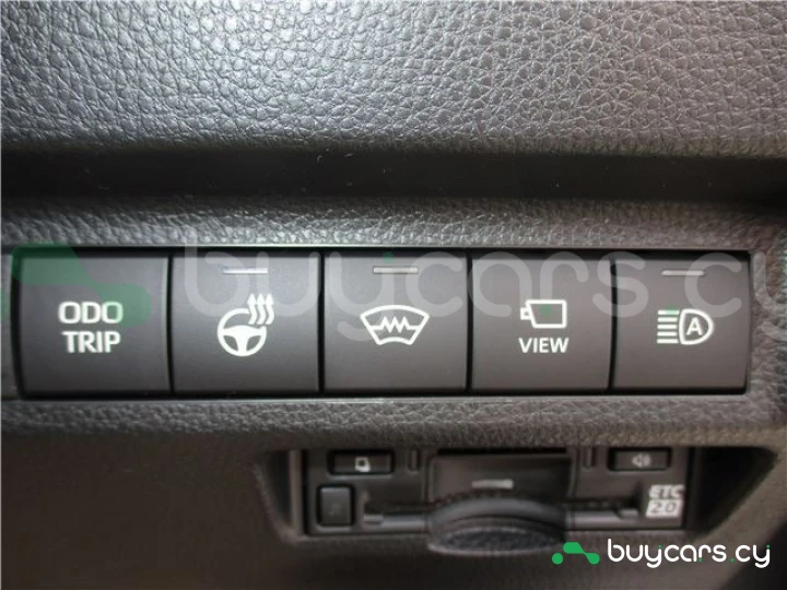 Toyota RAV4 Черный